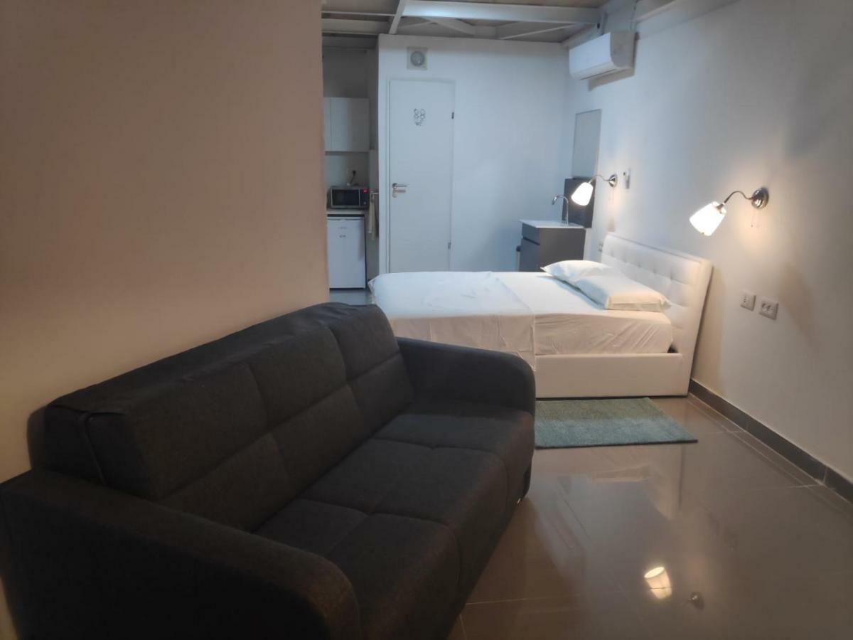 Agas Holiday Apartments - Gai Boutique Τιβεριάδα Εξωτερικό φωτογραφία